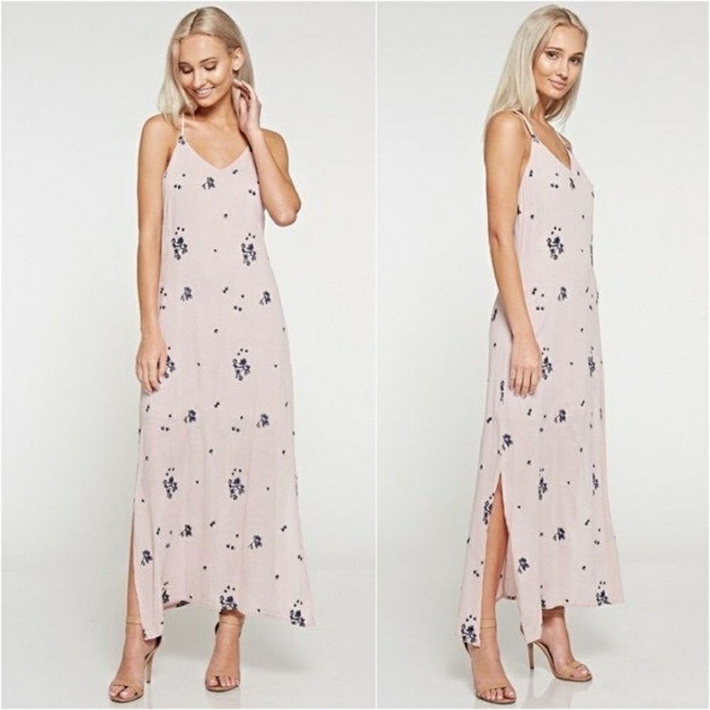 Beautiful Light Blush ladies Spring/Summer Dress